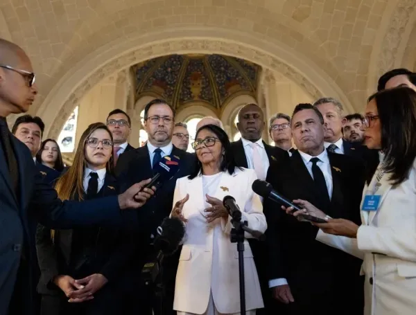 Venezuela presenta más de 3.000 folios de evidencia histórica que confirman sus derechos sobre la Guayana Esequiba