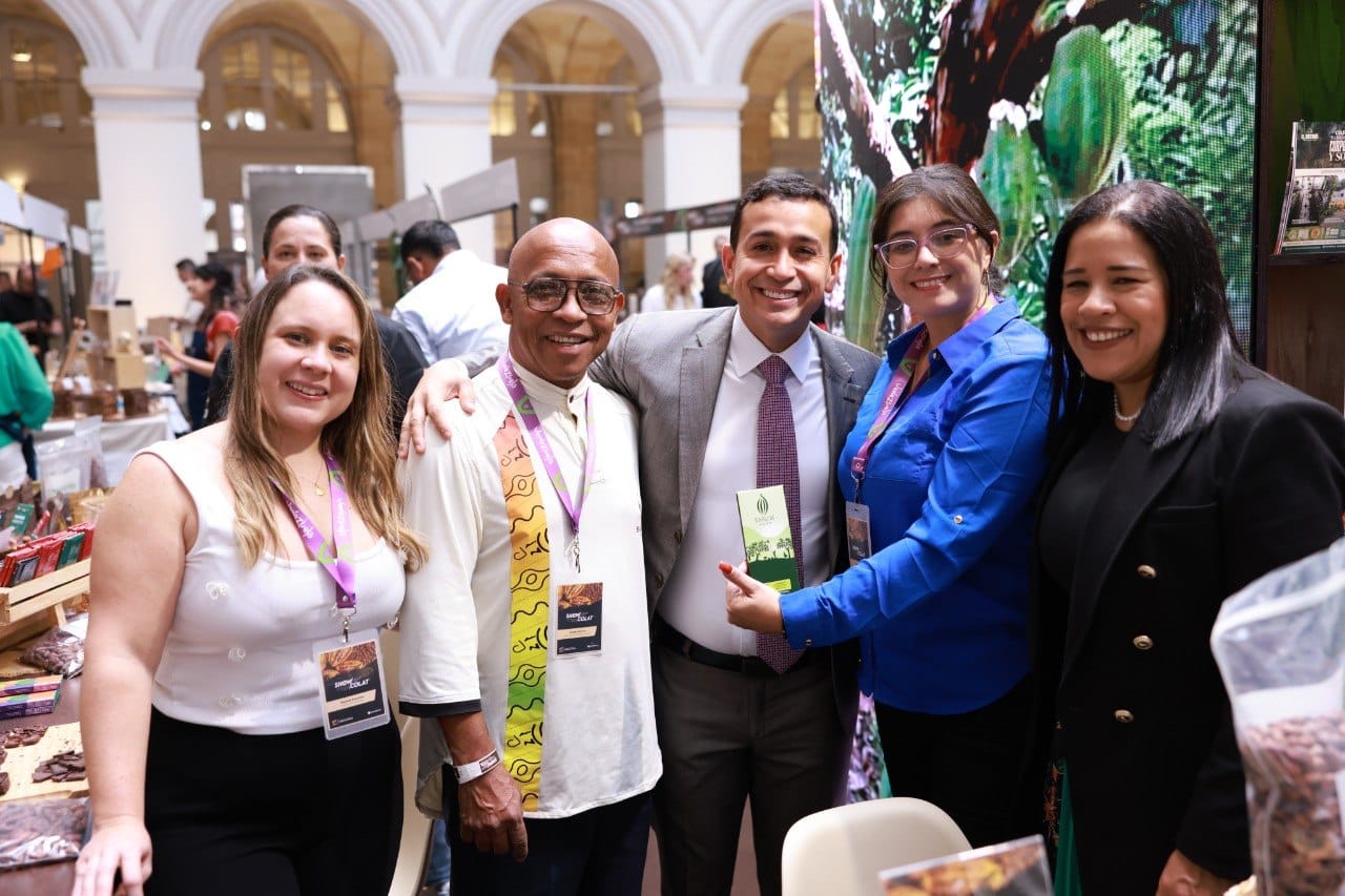 Productores venezolanos avanzan en Francia con mapa de exportación del cacao