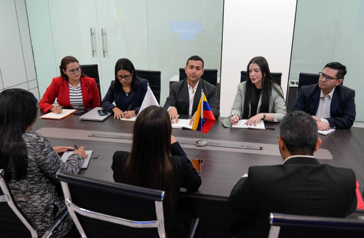Ministerios de Comercio Exterior y Turismo unifican criterios para el crecimiento comercial y la inversión