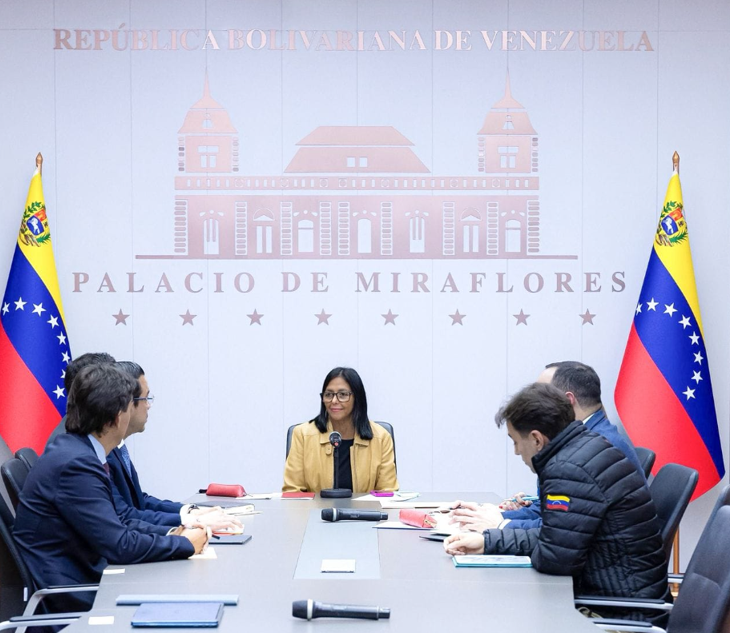 Presidenta (E) Delcy Rodríguez sostiene reunión con Gabinete Económico en el Palacio de Miraflores