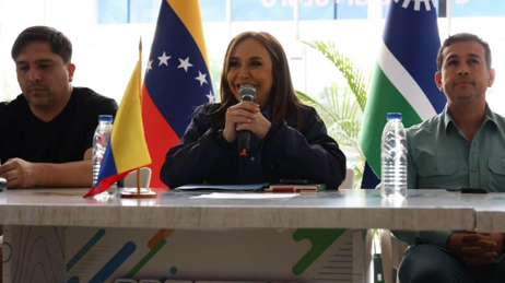 Ministra Coromoto Godoy se reunió con más de 30 empresarios y productores de Portuguesa