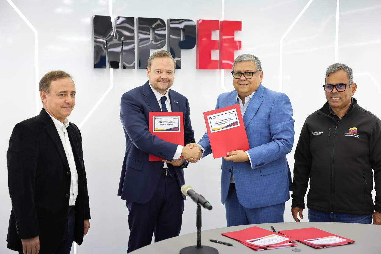 Venezuela firma acuerdo con empresa Impsa para sumar 2.640 megavatios al SEN
