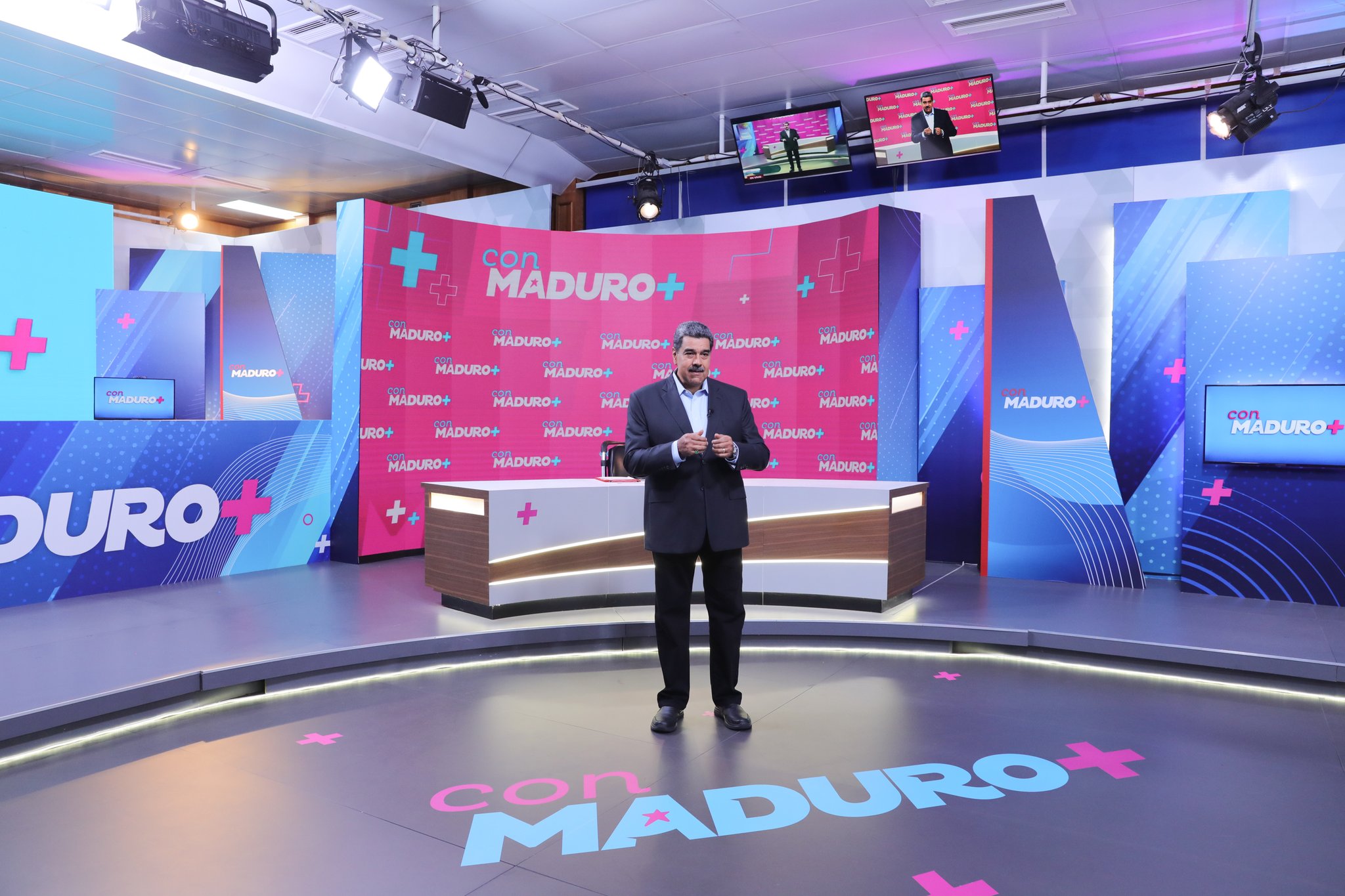 Venezuela aspira al levantamiento de todas las sanciones tras conferencia de Bogotá.