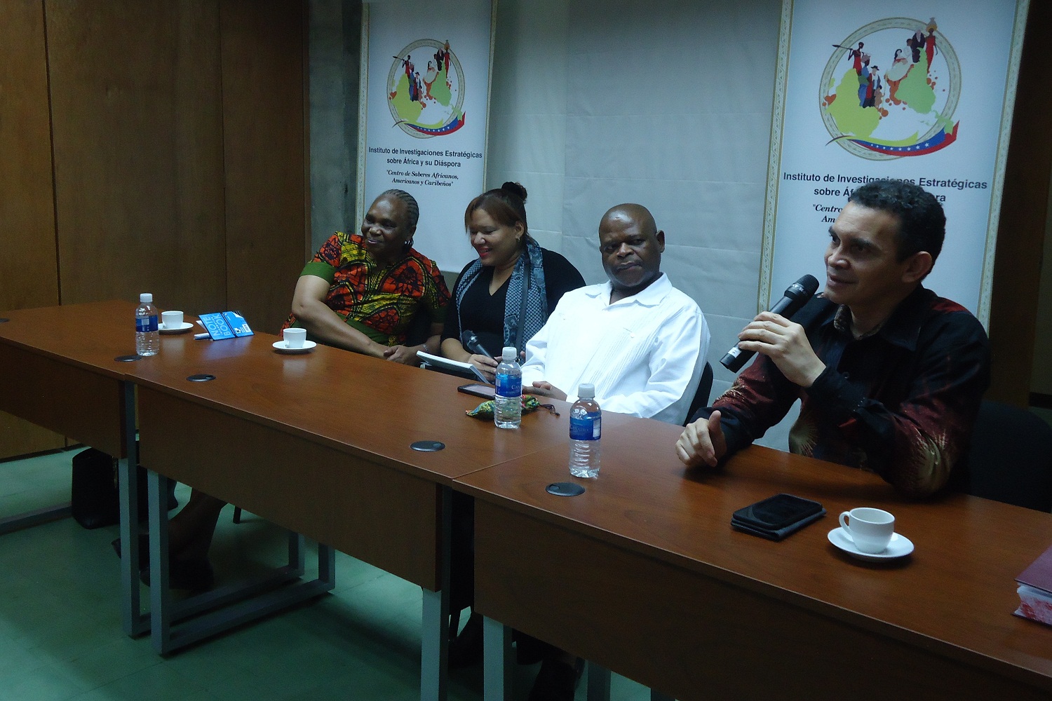 Centro de Saberes Africanos, Americanos y Caribeños se sumó a jornada Todos somos Venezuela.