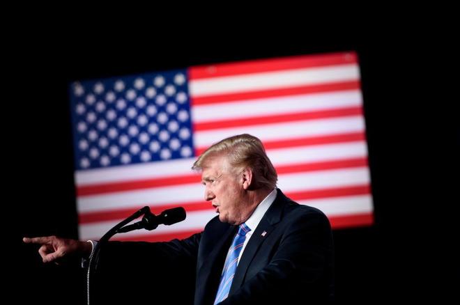 Trump ensaya la invasión a Venezuela