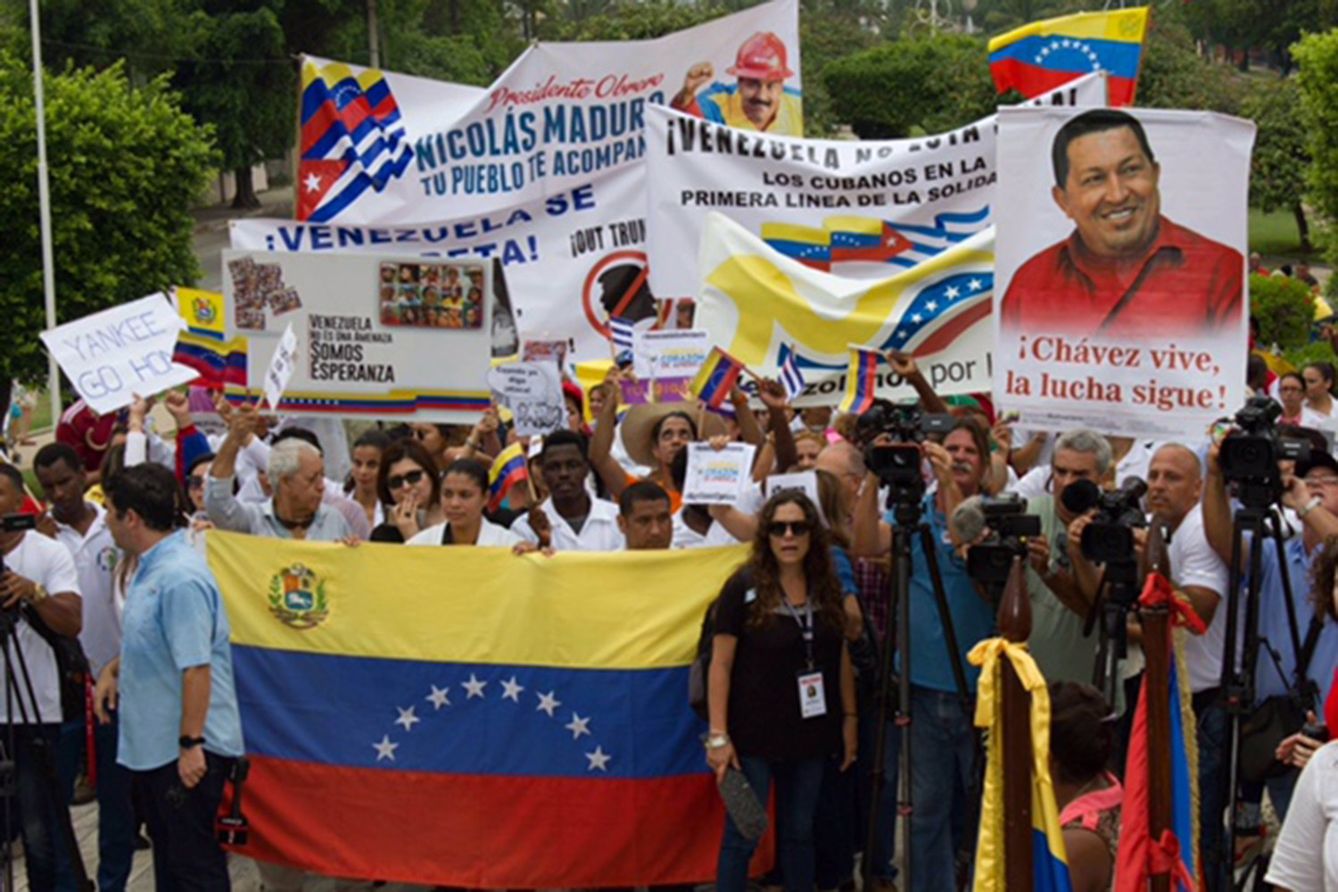 Desde La Habana: Amigos de Venezuela se solidarizan con la Revolución Bolivariana.