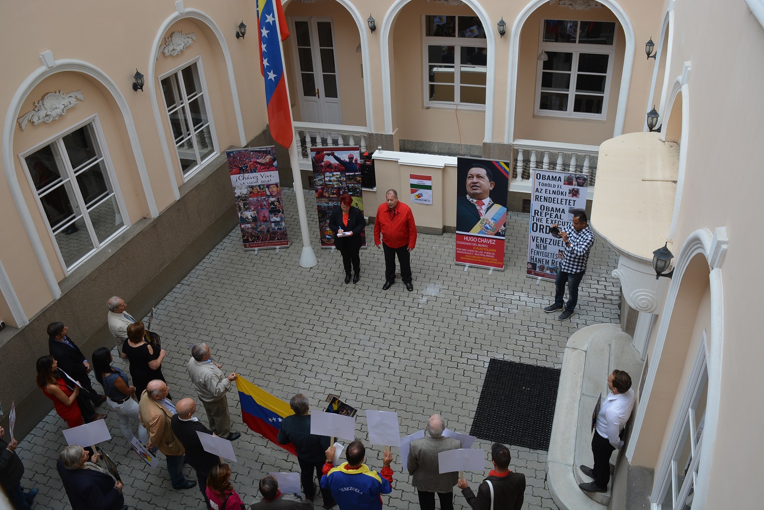 En Hungría se realiza actividad paralela a la jornada mundial ¡Todos Somos Venezuela!