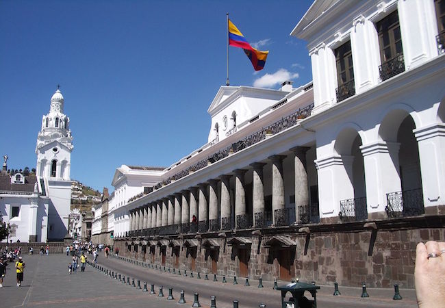 Gobierno de Ecuador ratifica su apoyo a todo proceso de diálogo por la paz en Venezuela.