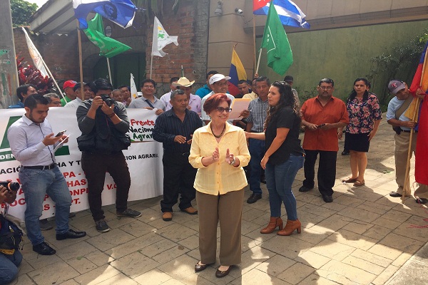 Movimientos sociales de El Salvador respaldan resultados electorales en Venezuela