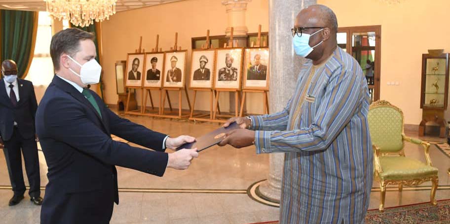 Venezuela acredita nuevo embajador en Burkina Faso