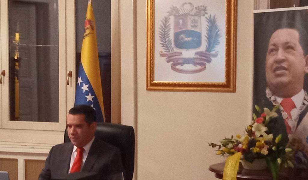 Conmemoran en Hungría ocho años de la siembra del comandante Hugo Chávez