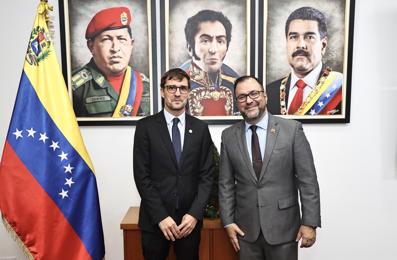 Canciller Yván Gil se reunió con jefe de delegación de la Cruz Roja