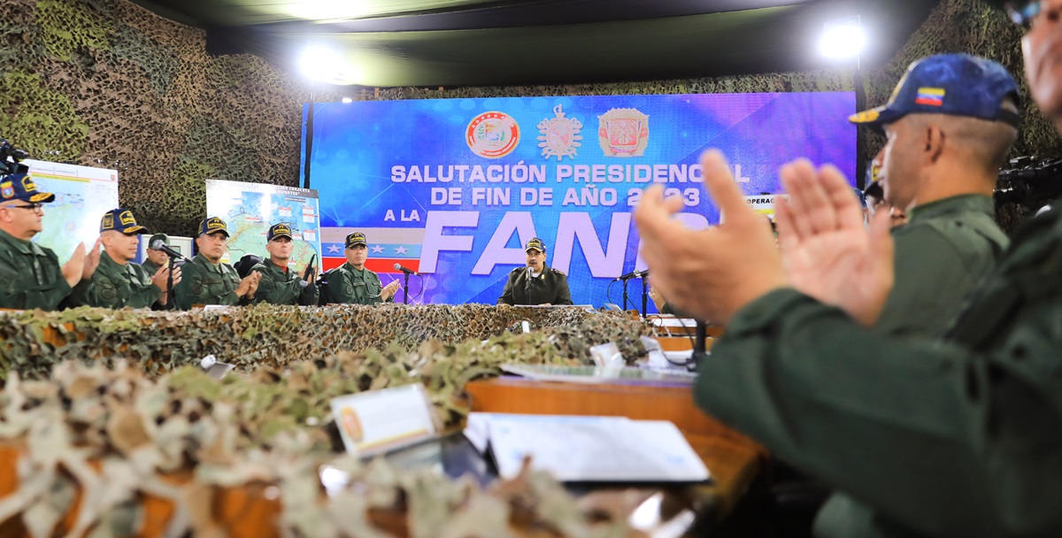 Presidente Maduro: Hugo Chávez fue el refundador de nuestra FANB