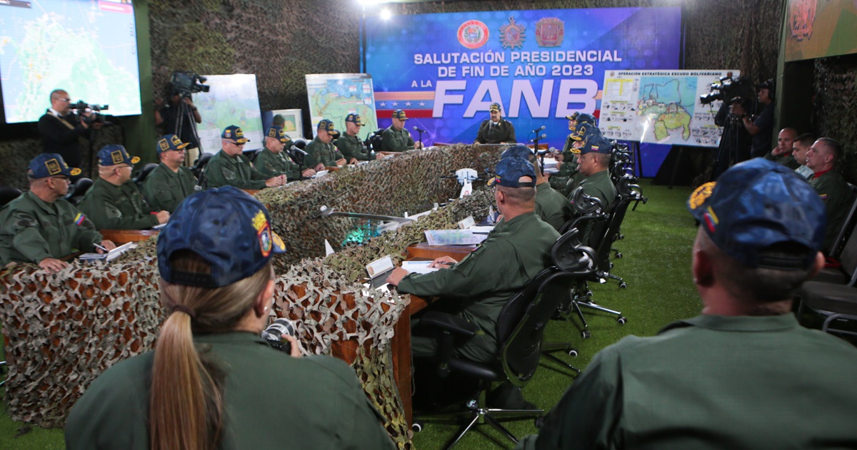 Presidente alerta sobre grupos conspiradores que buscan generar violencia