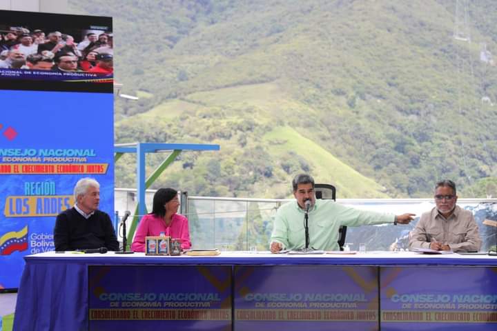 Presidente Maduro: Las sanciones son contra la familia venezolana