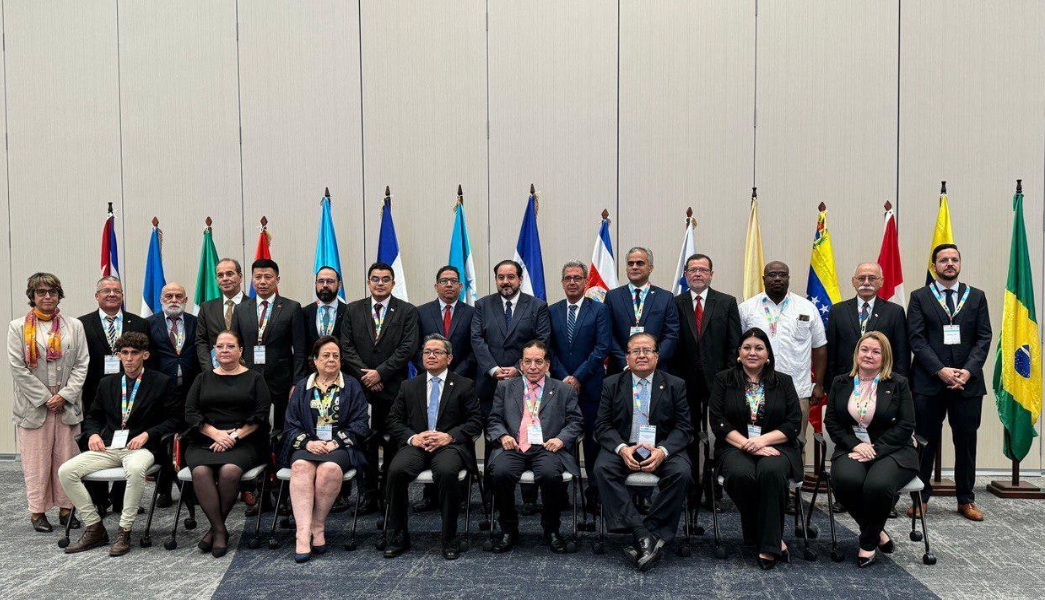Delegación venezolana participa en Encuentro de Energía de la CELAC en Honduras