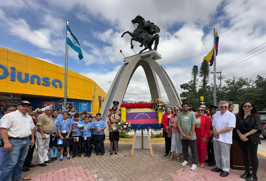 Conmemoran en Honduras los 203 años de la Batalla de Carabobo