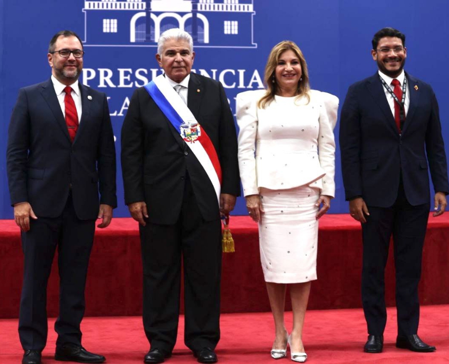 Canciller Yván Gil transmitió los mejores deseos al nuevo Presidente de Panamá