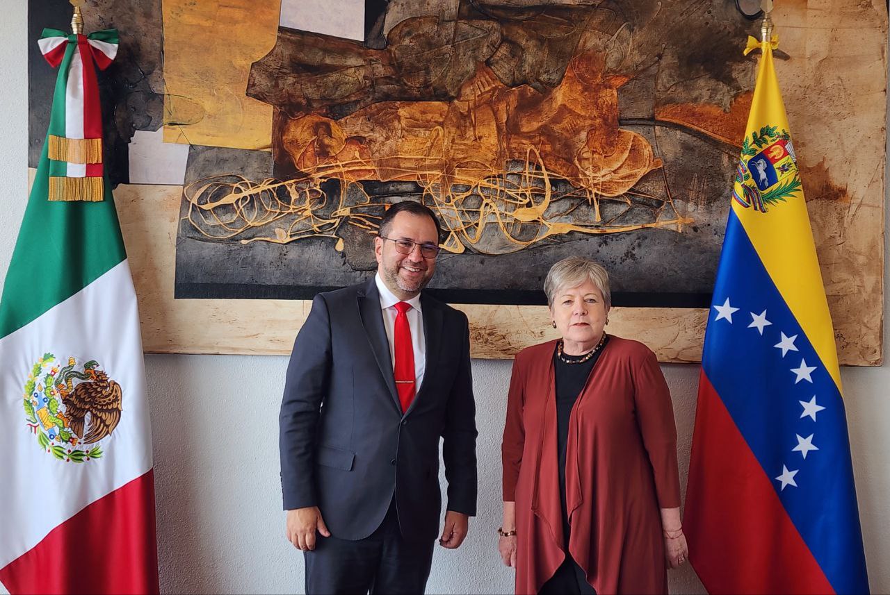 Cancilleres de Venezuela y México revisan avances de la cooperación bilateral