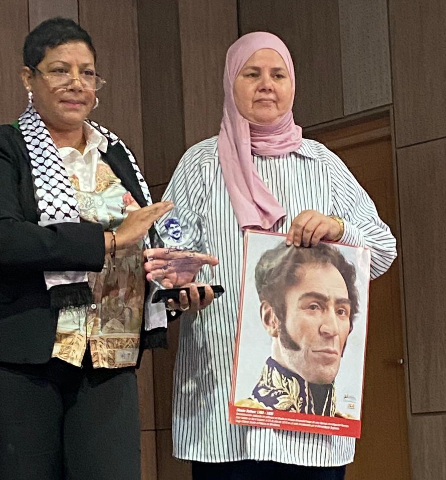 Rinden homenaje a Simón Bolívar en Túnez en 241° aniversario de su natalicio
