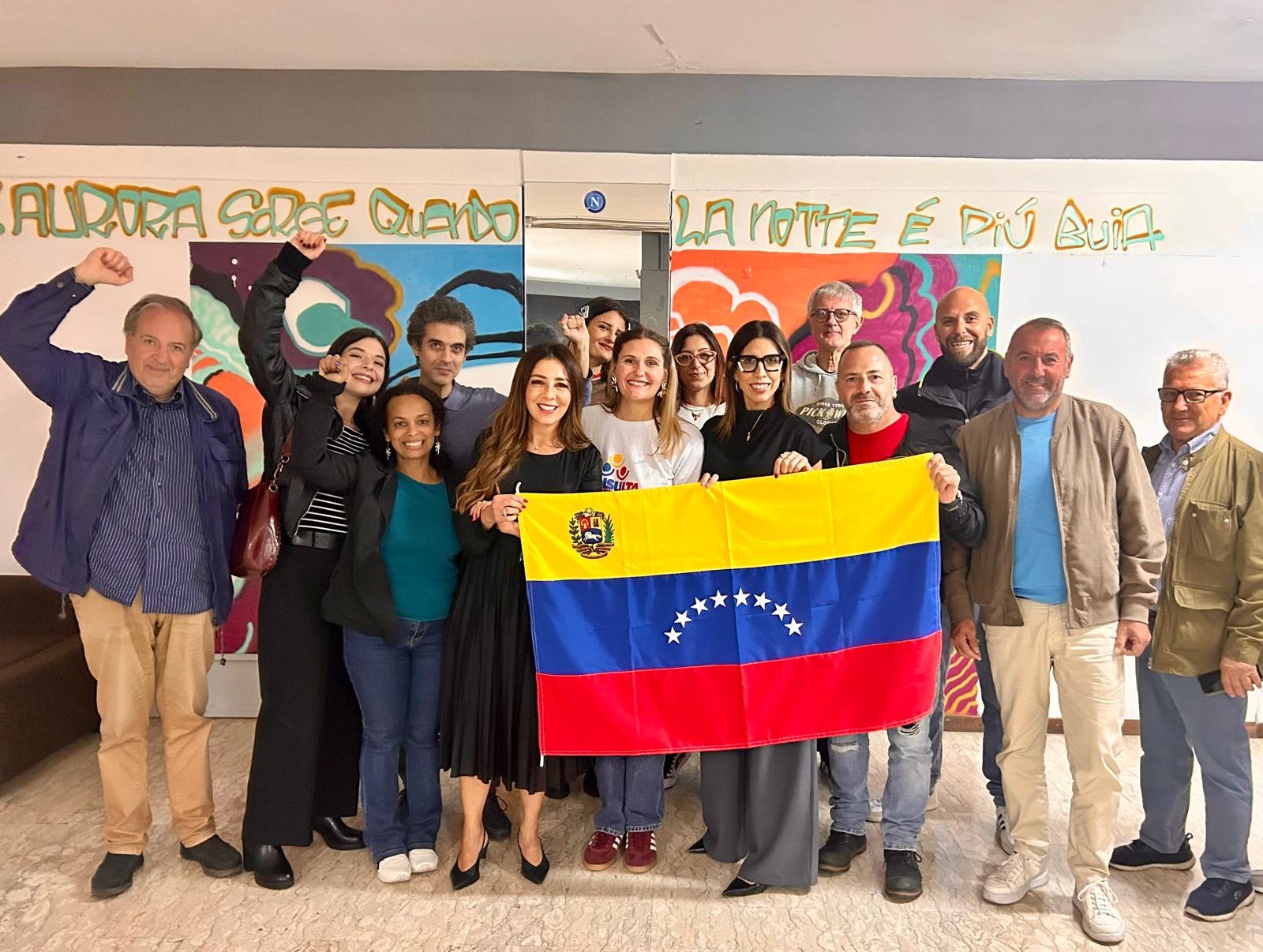 Celebrada en Italia Asamblea Popular sobre Venezuela
