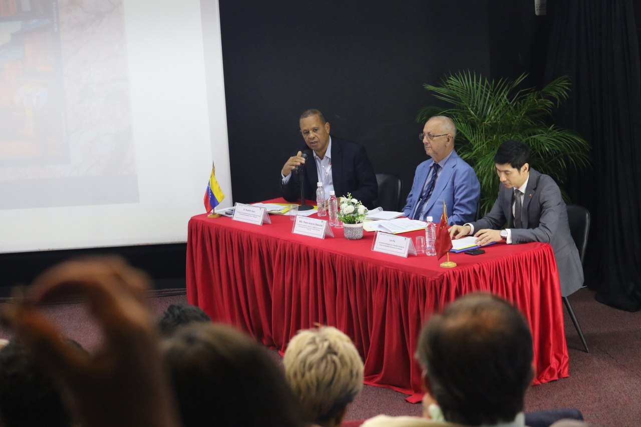 Diplomado sobre civilización china busca acercar más al país con occidente