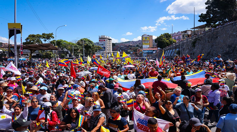 Poder Popular se moviliza en defensa de investidura del presidente Maduro el 10E