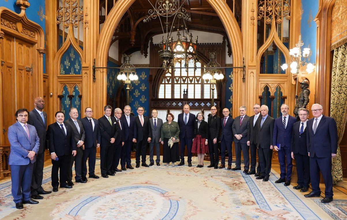 Embajador de Venezuela participa en encuentro con el Canciller Sergey Lavrov