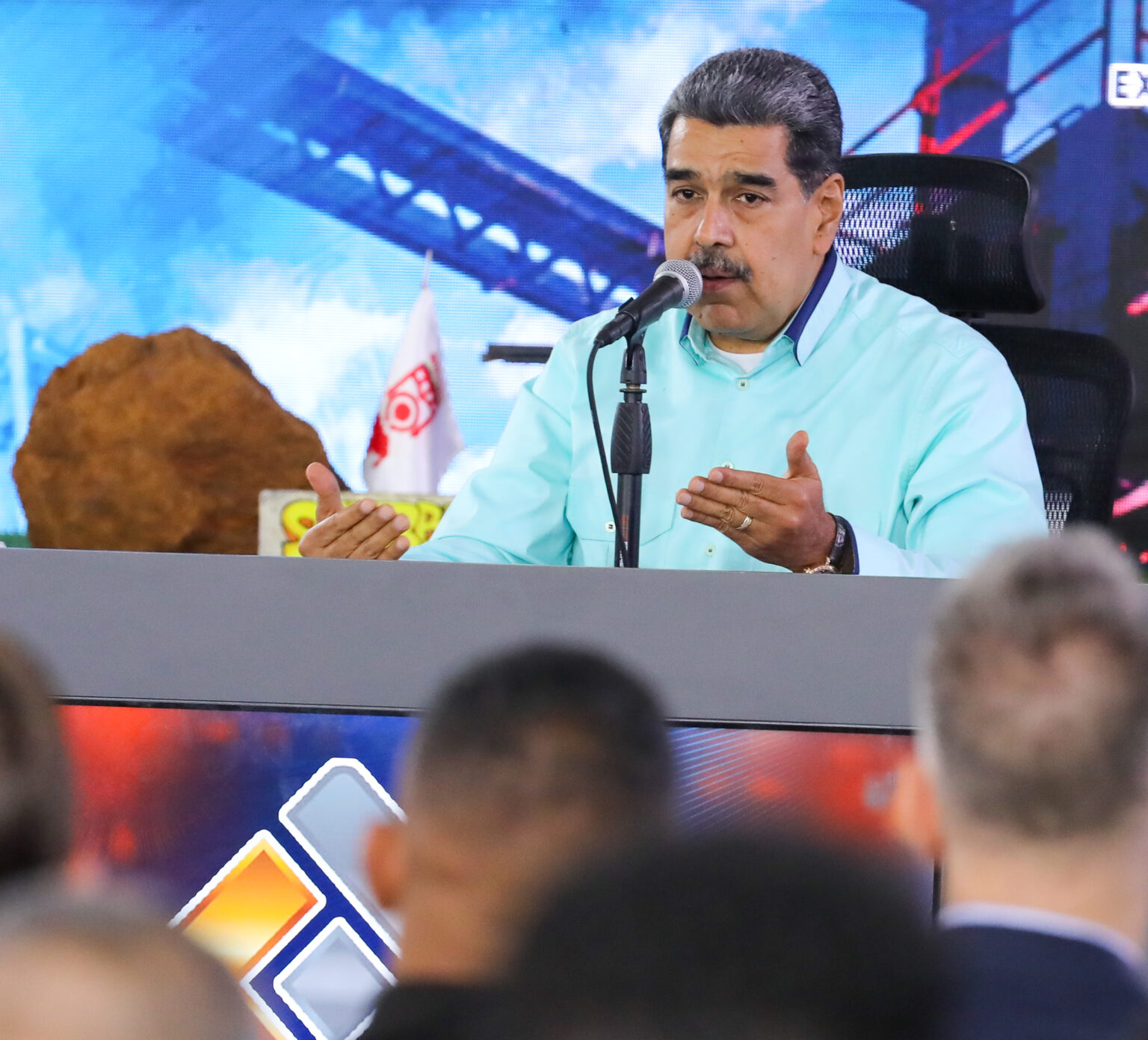 Presidente Maduro denuncia las falsedades sobre una supuesta invasión a EEUU