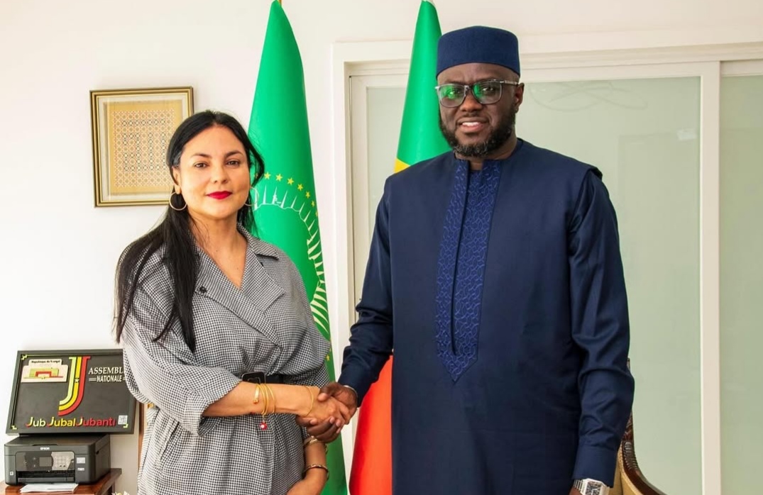 Embajadora González se reúne con Presidente de la Asamblea Nacional de Senegal