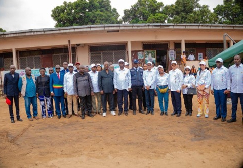 Clausuran con éxito Jornadas de Atención Médica Comunitaria en la República del Congo 