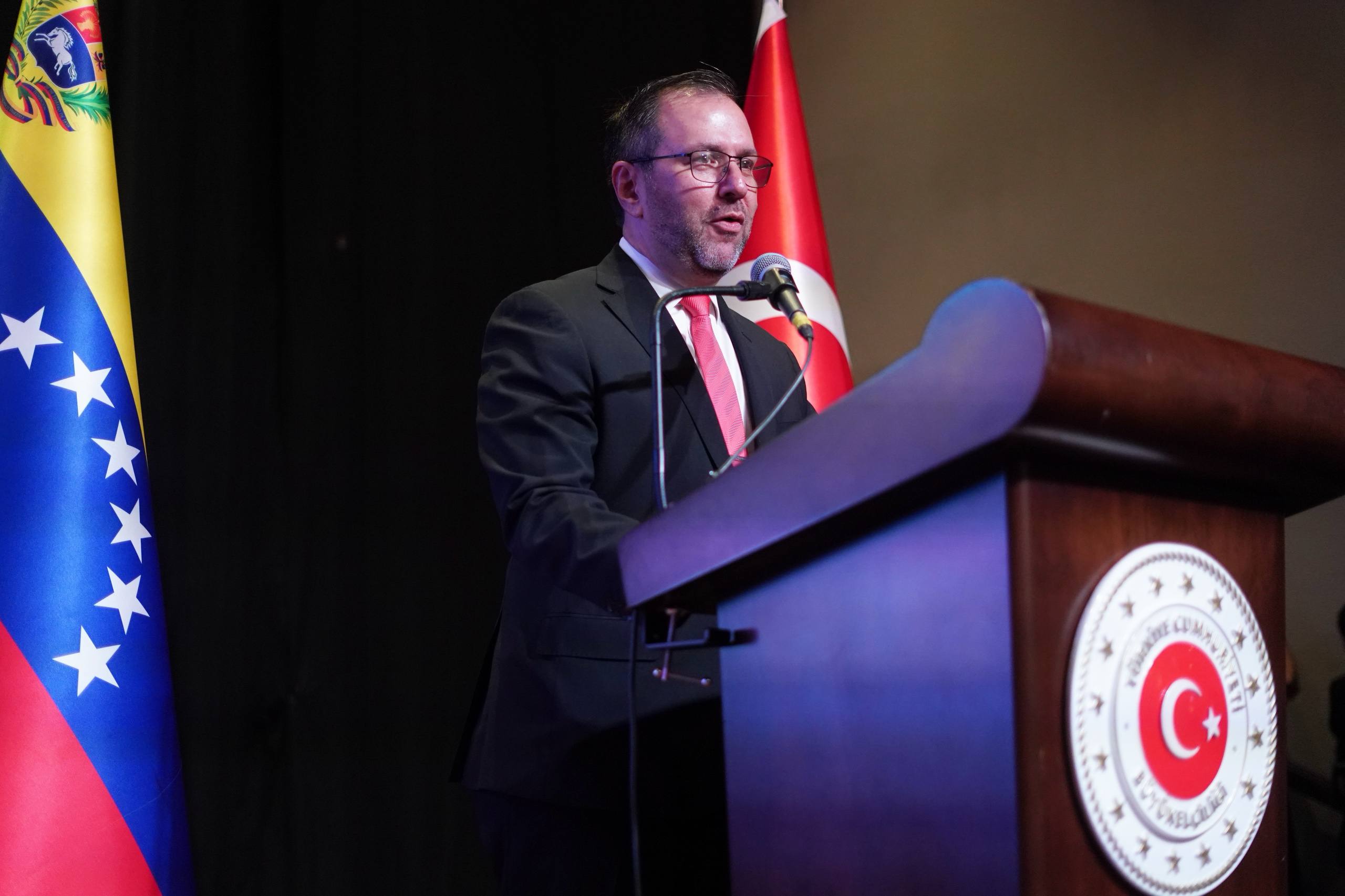 Canciller Gil: Venezuela y Türkiye defienden un mundo basado en Carta de la ONU