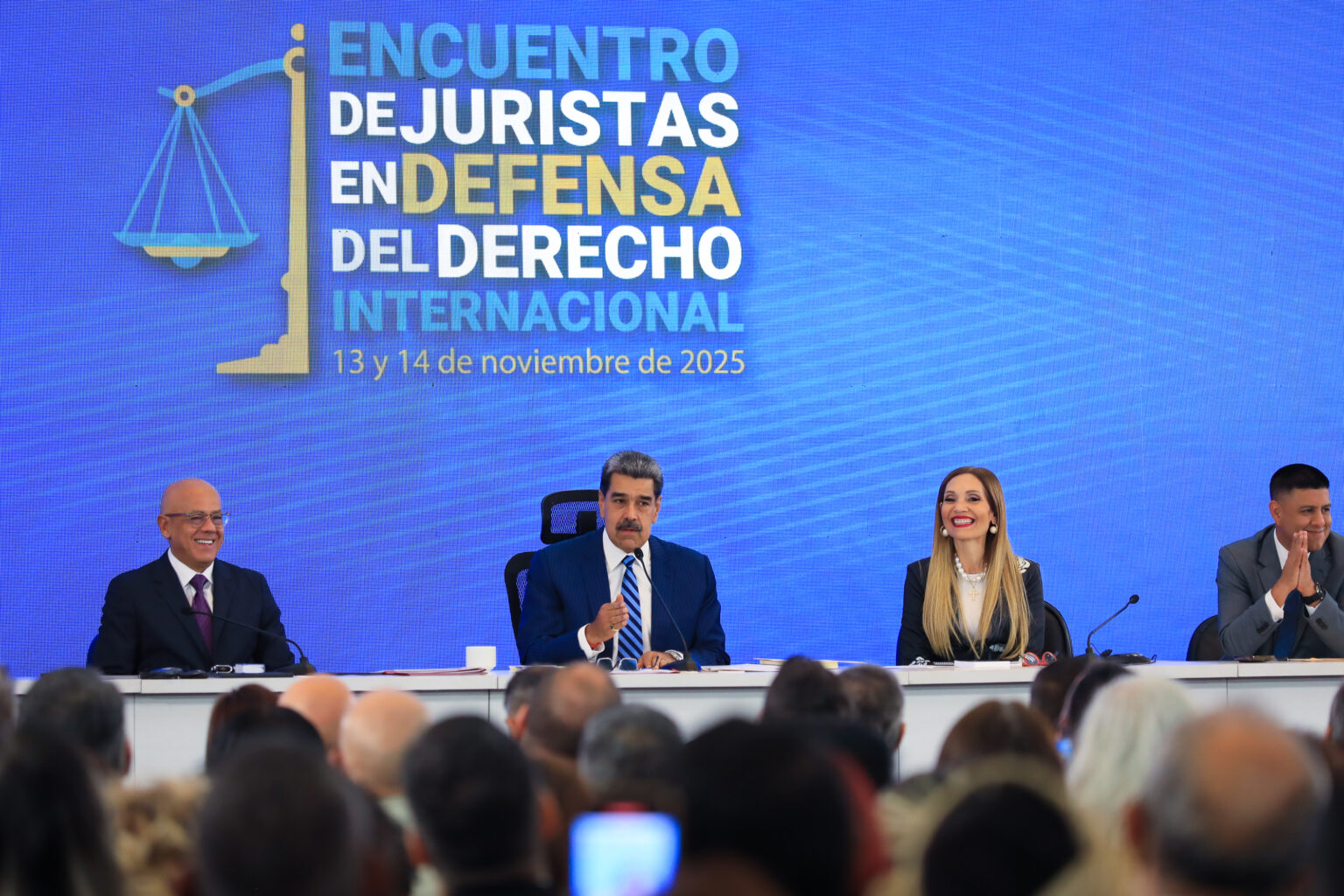 Presidente aseveró que los pueblos del mundo deben mantenerse vacunados contra las corrientes extremistas de la derecha nazi-fascista