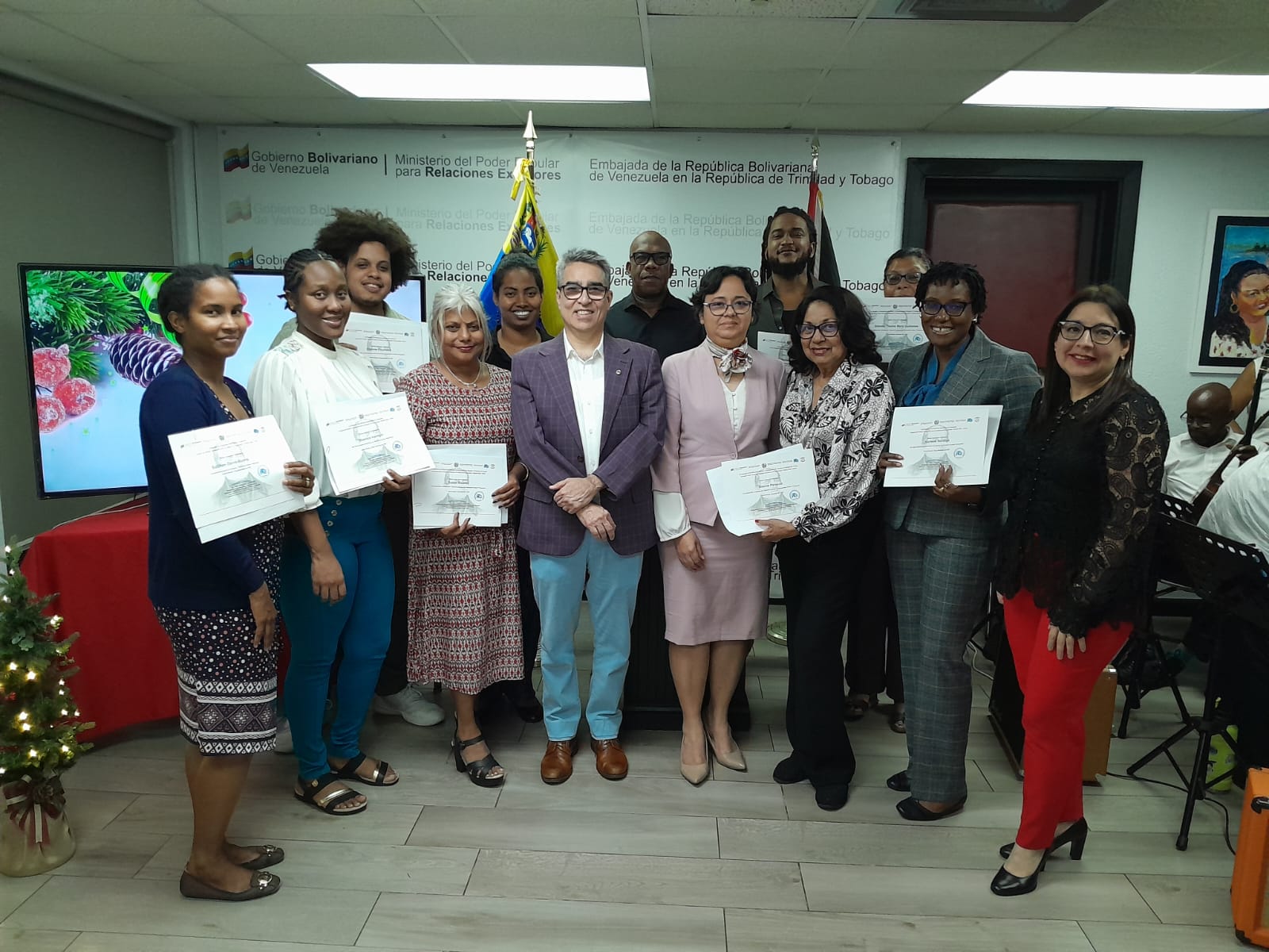 Graduación del curso “Lengua Española y Cultura Venezolana” tiene lugar en Trinidad y Tobago