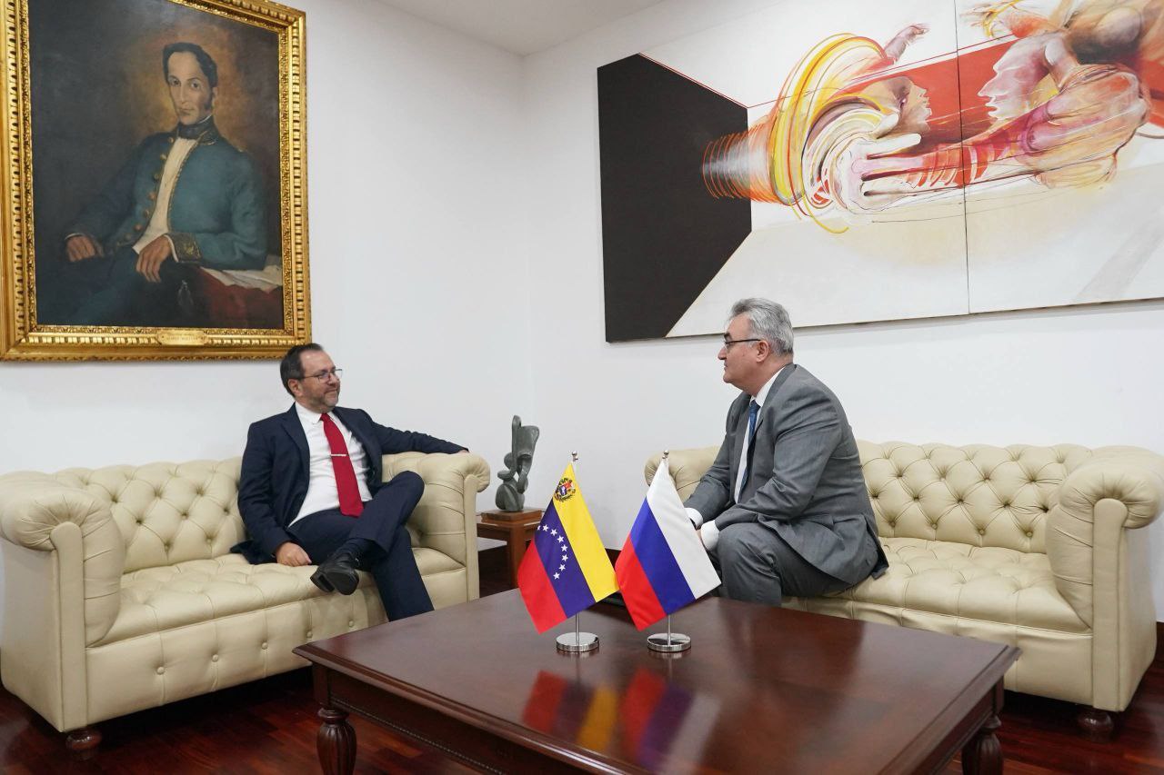 Canciller Yván Gil recibe respaldo de Moscú frente a ataque contra soberanía venezolana