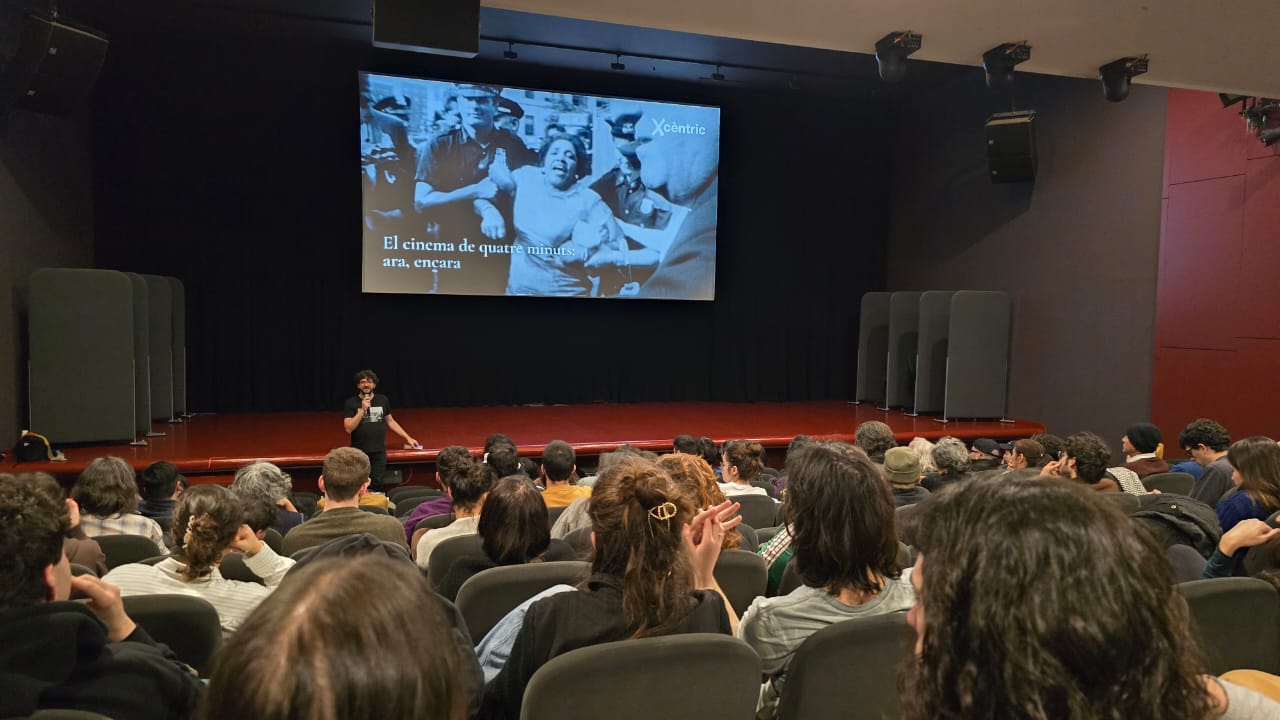 El cine político venezolano presente en Barcelona: Carlos Azpúrua rinde homenaje a Donald Myerston