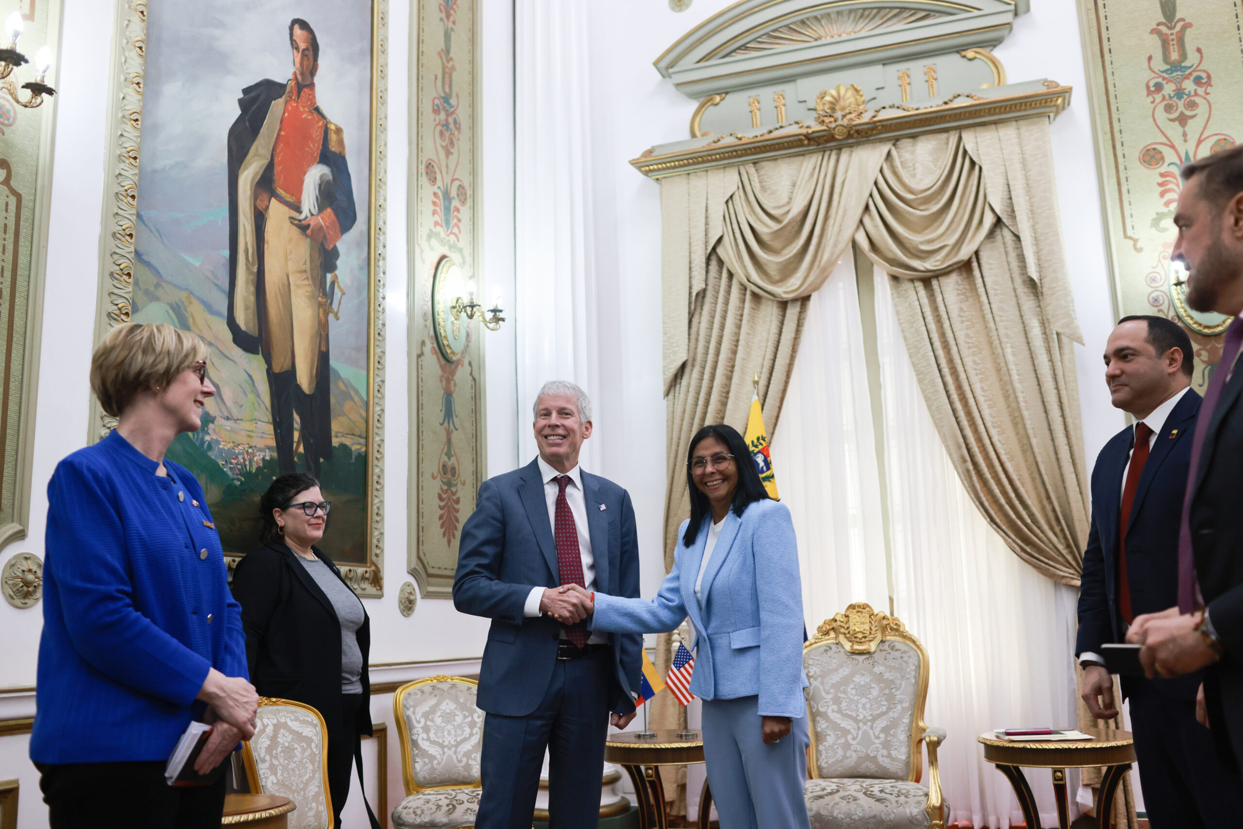 Presidenta (E) Delcy Rodríguez recibe al secretario de Energía de EEUU Christopher Wright