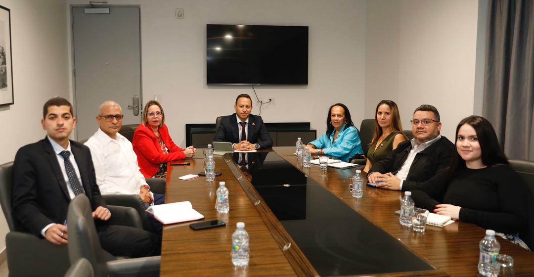 Viceministro para el Caribe sostuvo reunión de trabajo con Jefes de Misión de Venezuela ante región caribeña