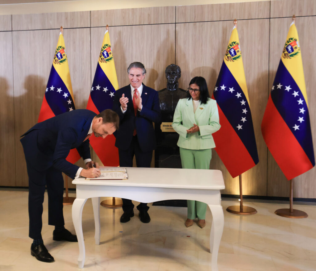 Ejecutivo ratifica voluntad de cooperación diplomática y energética con EEUU