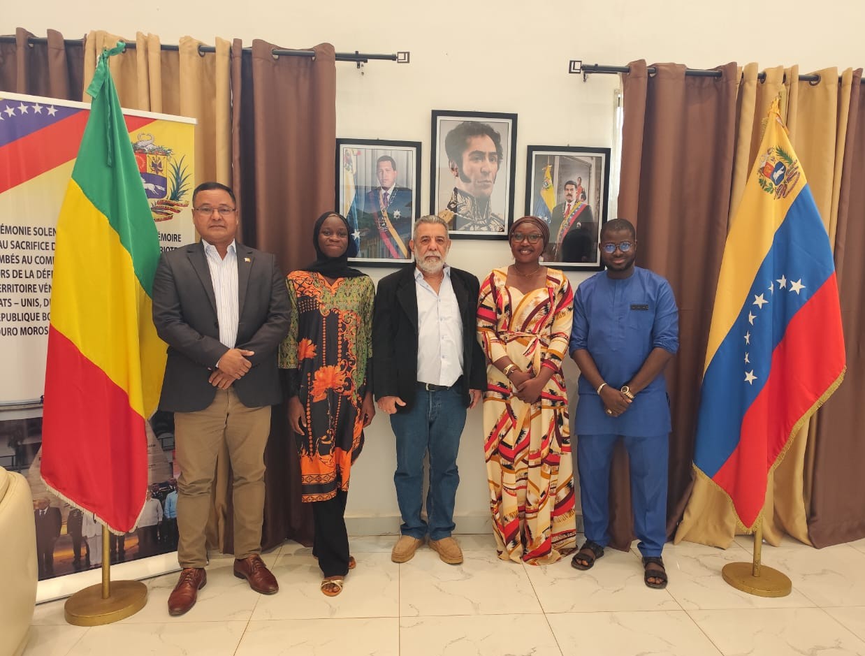 Embajada en Malí sostiene encuentro con el Mouvement des Femmes Panafricanistes