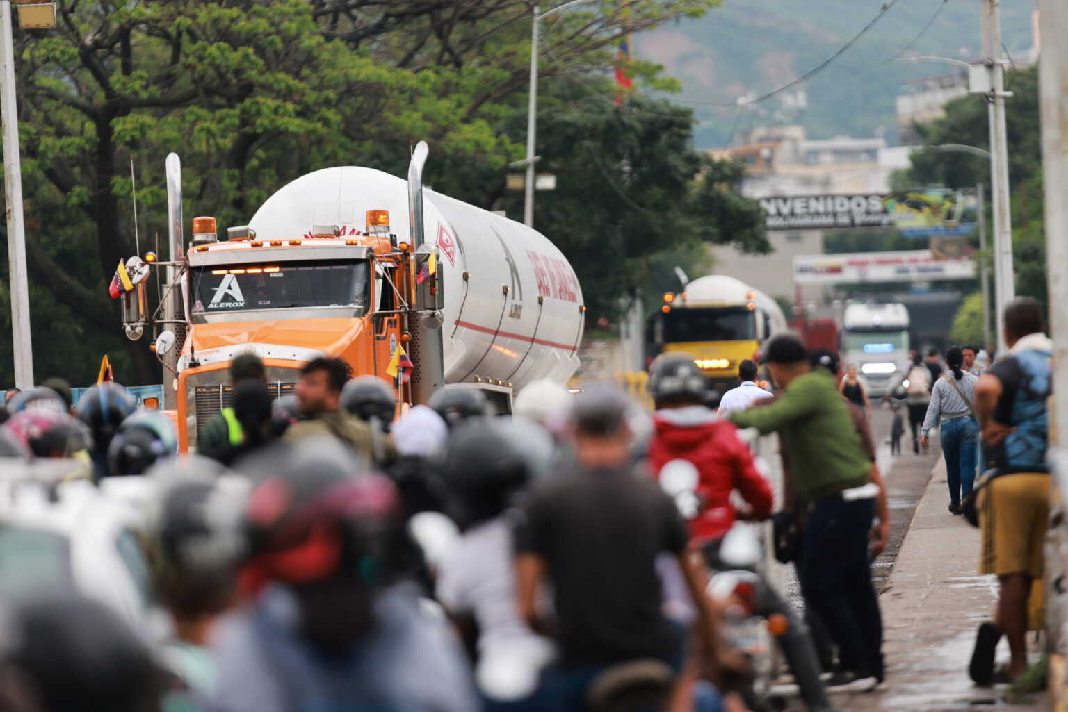 Venezuela inicia despacho de gas butano hacia Colombia