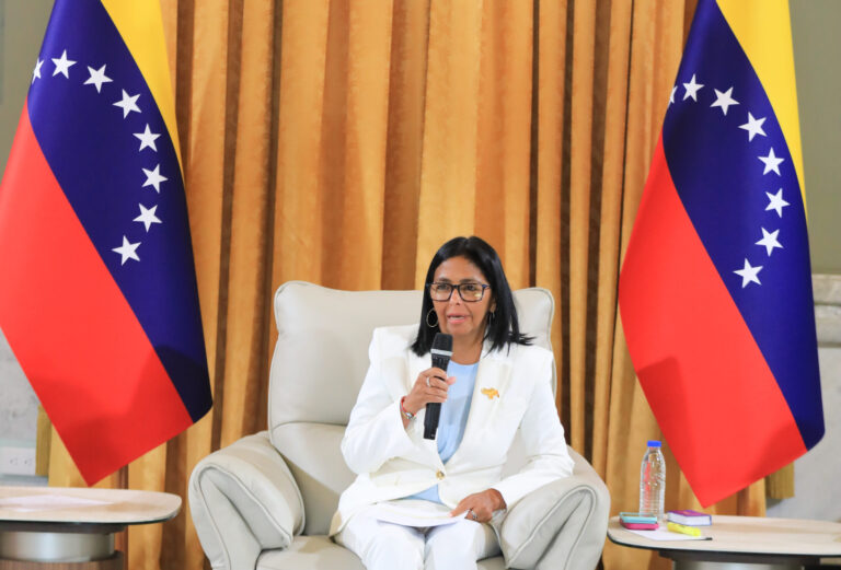Presidenta (E) Delcy Rodríguez hará una convocatoria nacional en rechazo a las sanciones económicas sobre Venezuela