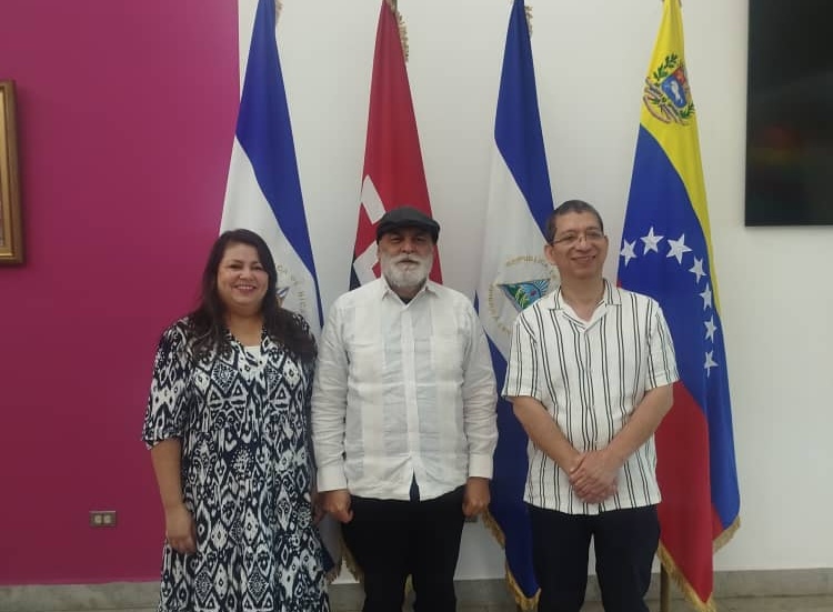 Nuevo embajador designado de Venezuela arriba a Nicaragua