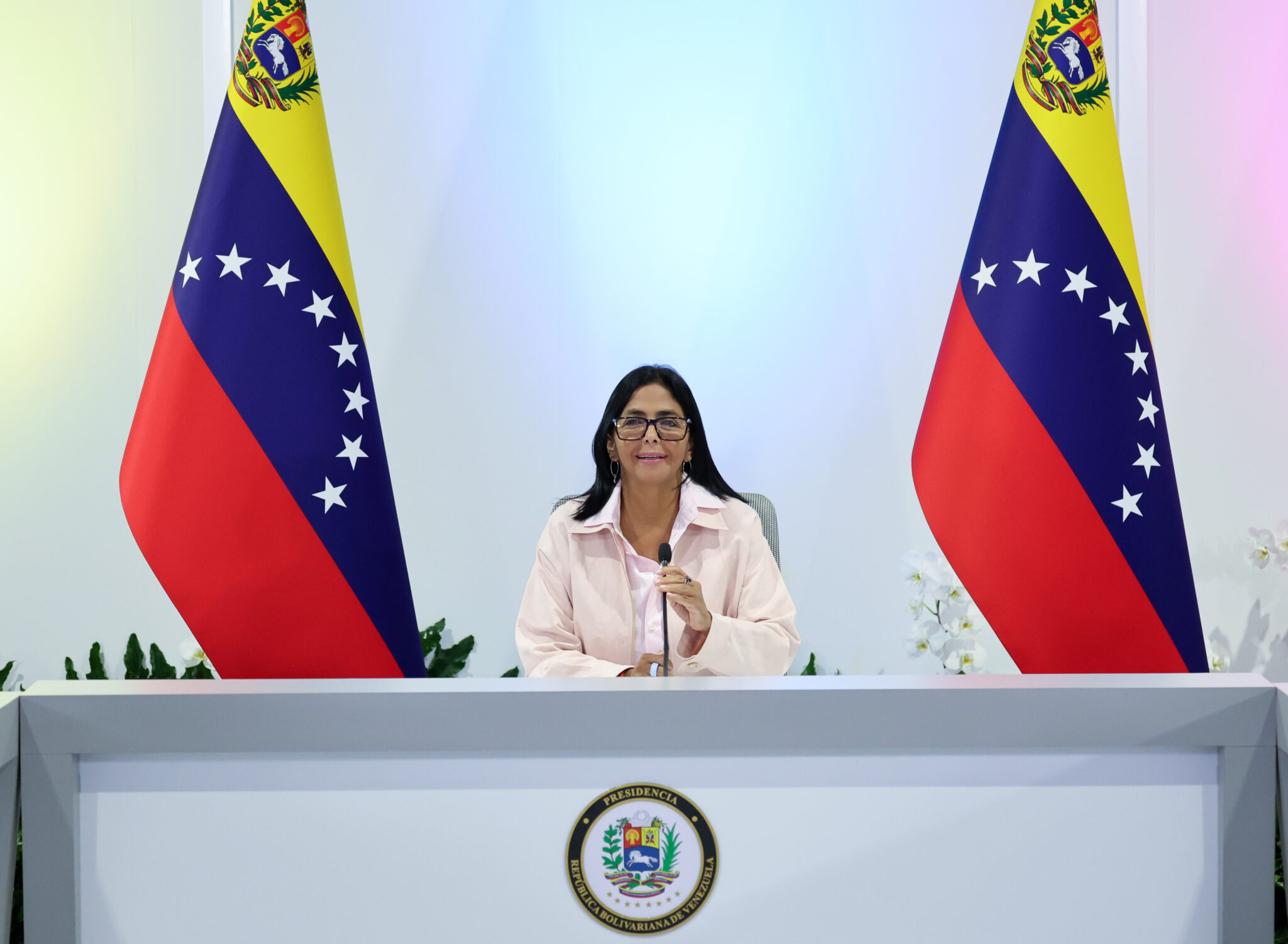 Denuncian intentos extremistas de boicotear reanudación de relaciones Venezuela-FMI