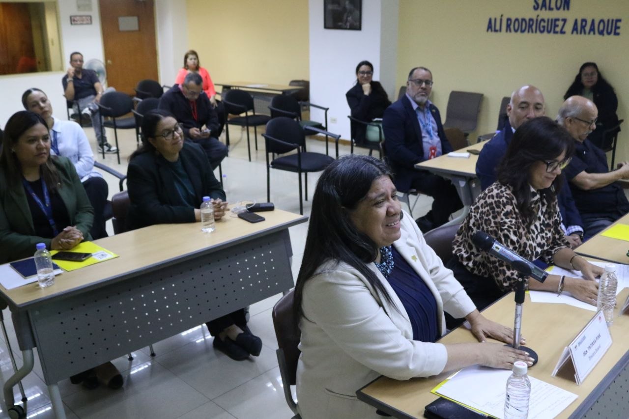 Inicia ciclo de defensas de trabajos de grado en el Instituto "Pedro Gual"