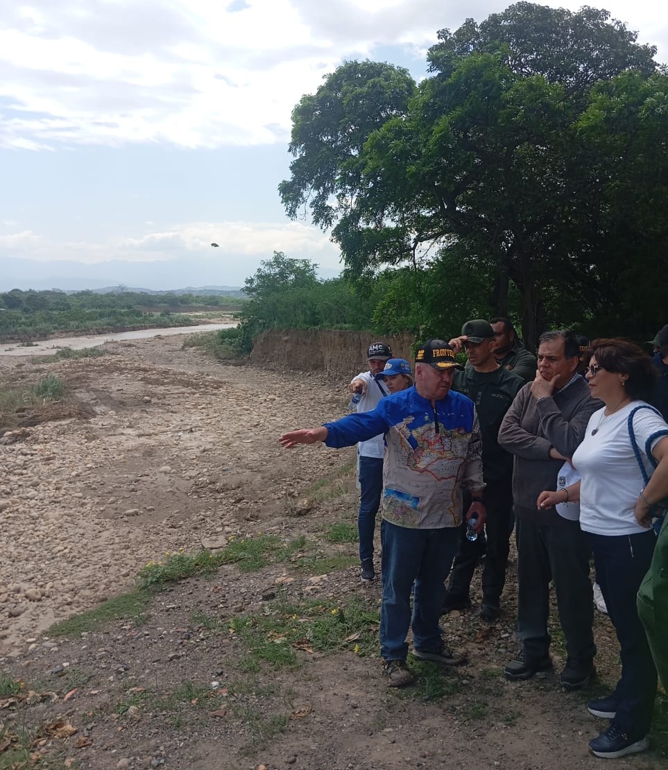 Oficina de Fronteras acompaña inspección y plan de recuperación en el Puente Francisco de Paula Santander
