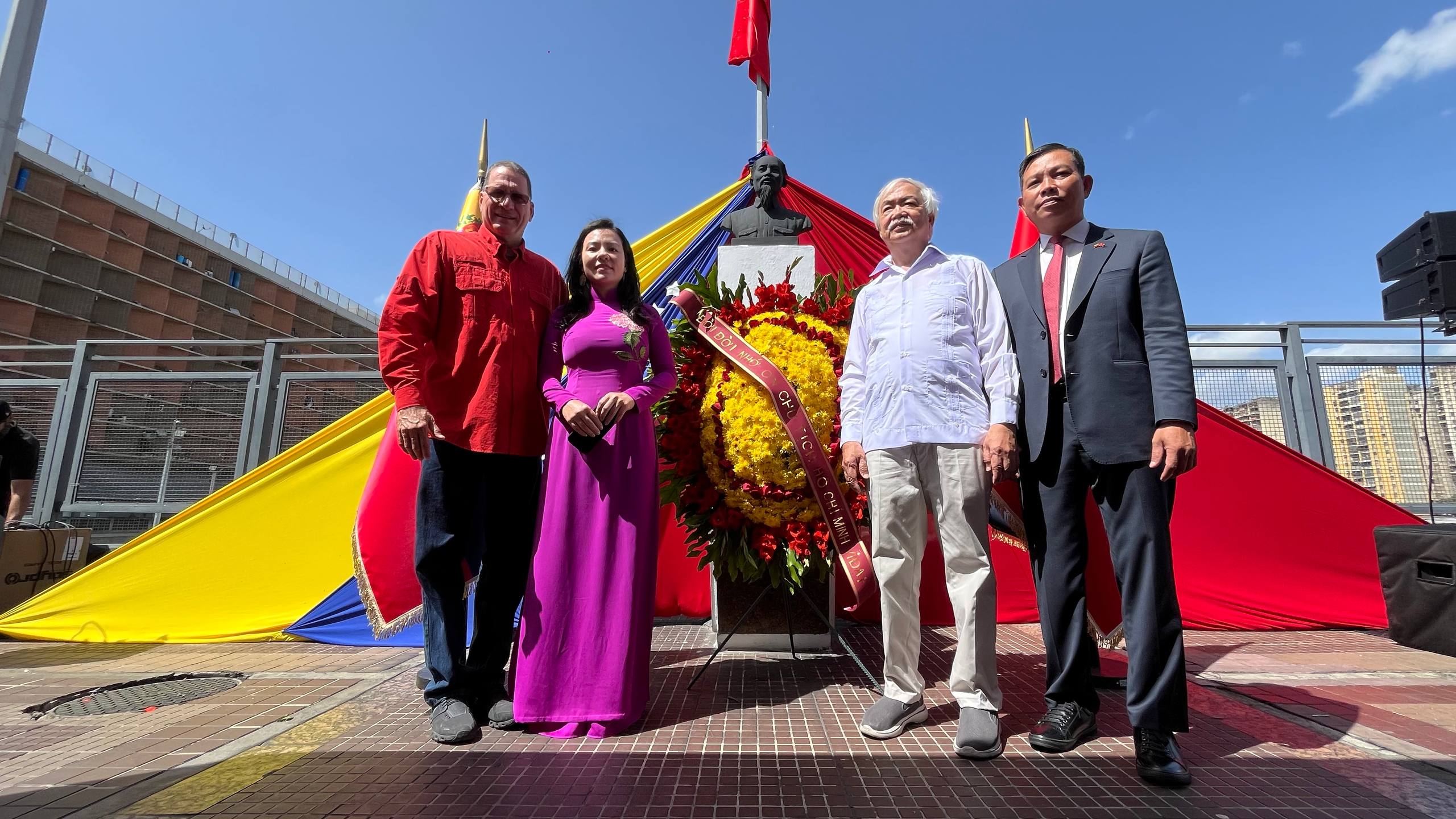 Venezuela y Vietnam honran a Ho Chi Minh por el 136.° aniversario de su natalicio