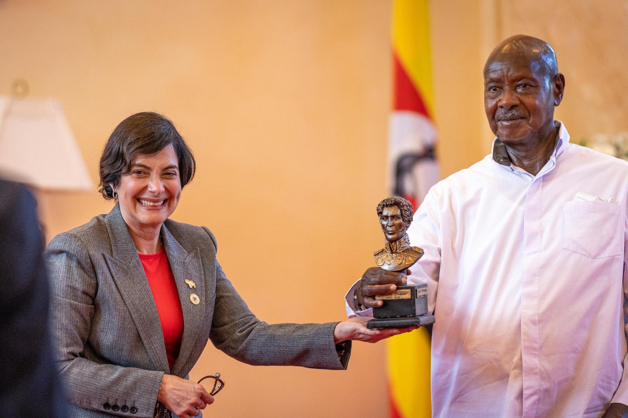 Venezuela y Uganda profundizan relaciones en encuentro de alto nivel en Kampala
