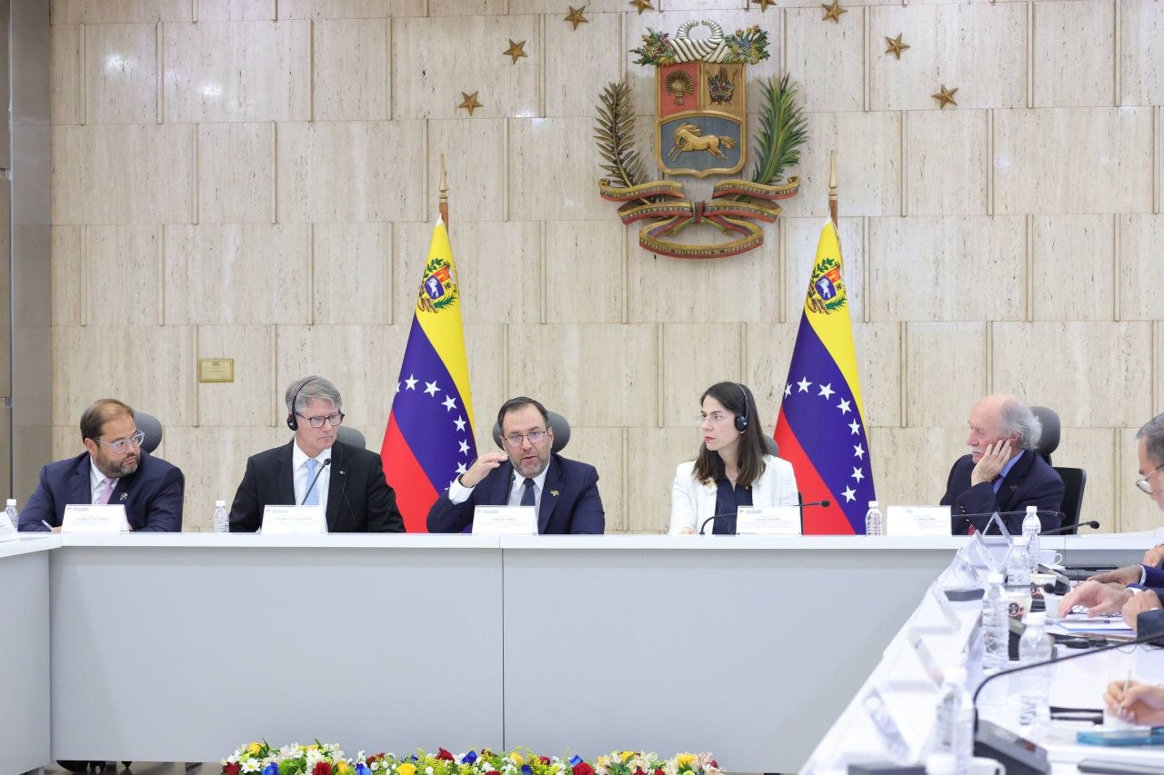 Cancillería venezolana reafirma que la defensa de la Guayana Esequiba es innegociable
