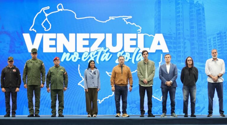 Presidenta (E) Delcy Rodríguez condecora a rescatistas de Reino Unido, Qatar, Francia, India, Barbados, Brasil y Argentina
